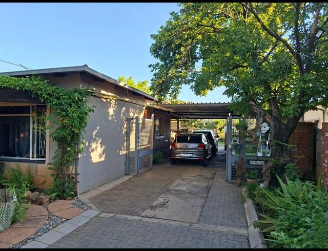 3 BEDROOM HOUSE FOR SALE IN CLAREMONT